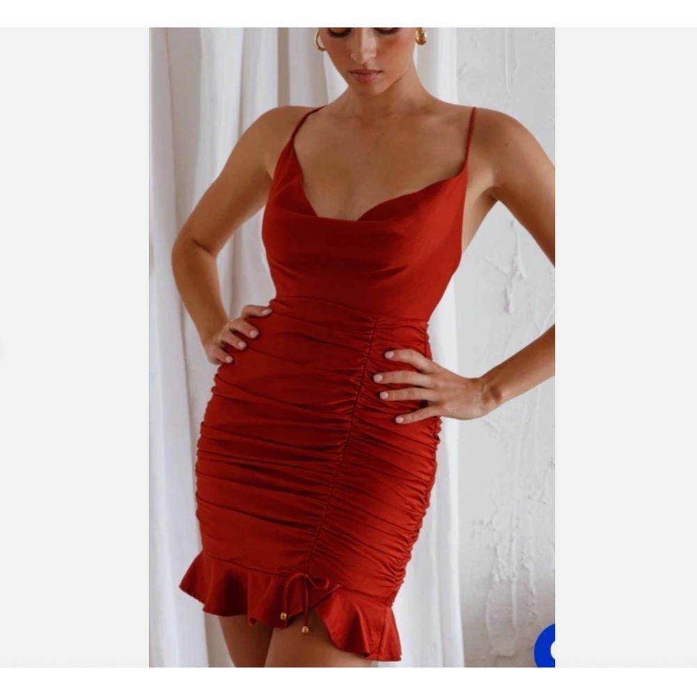 2/$30 New with tags Hello Molly Sienna Red Ruched Ruffle Mini Dress Size M